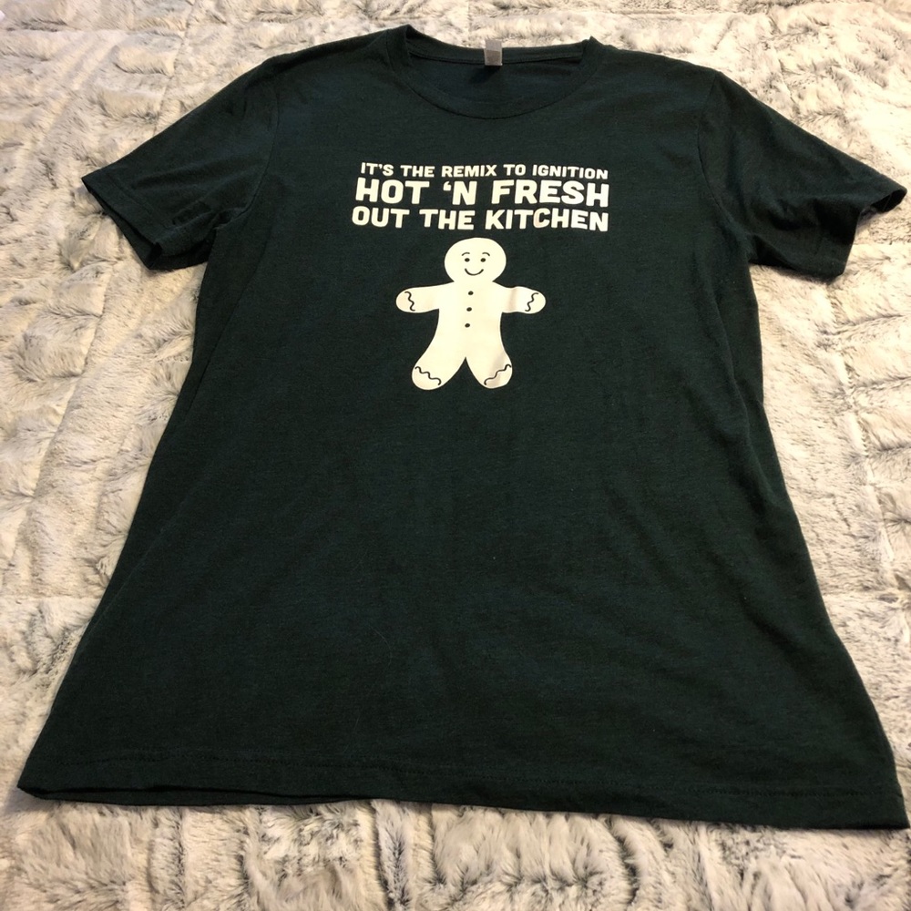 Saturday Morning Pancakes green baking shirt M